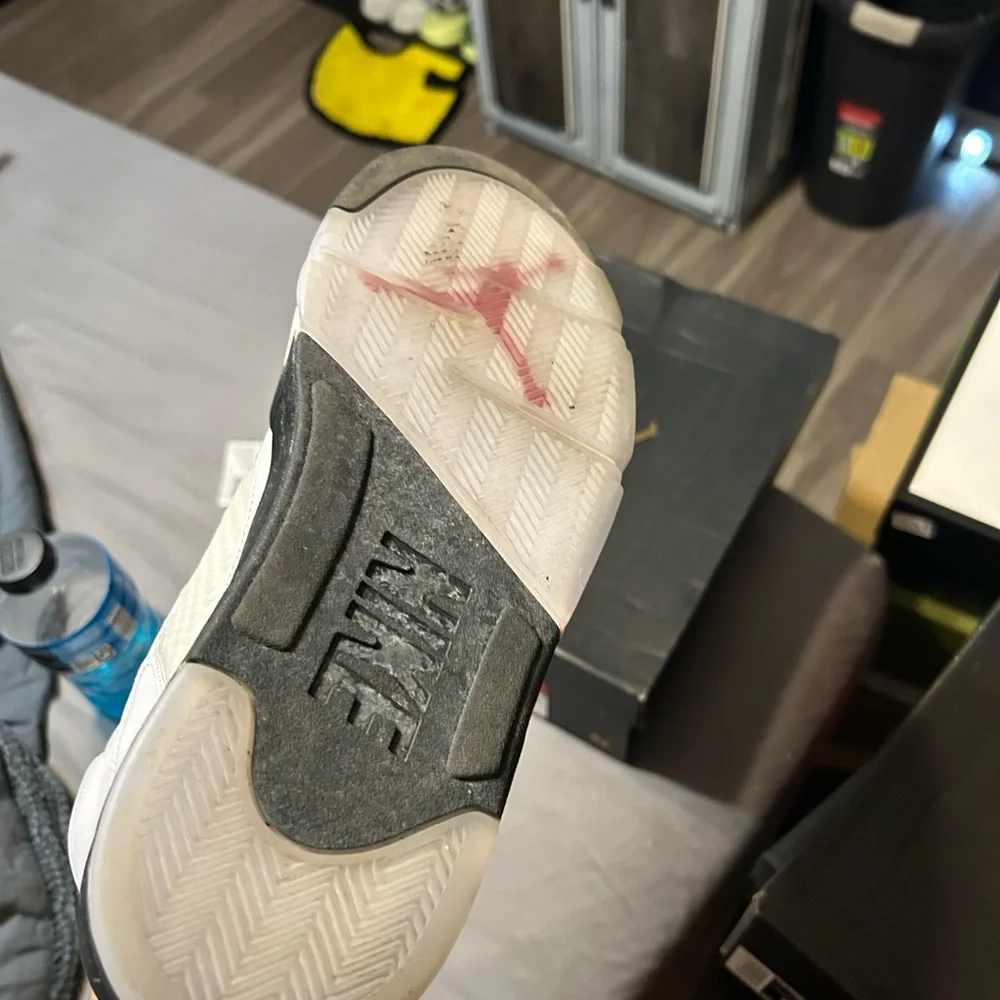 Jordan 5 - Picture 6 of 6